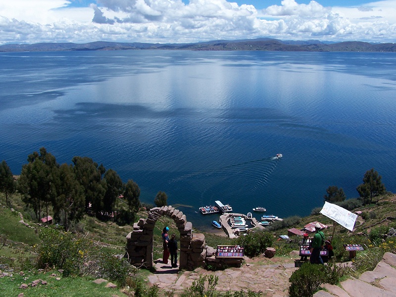 美丽的的的喀喀湖