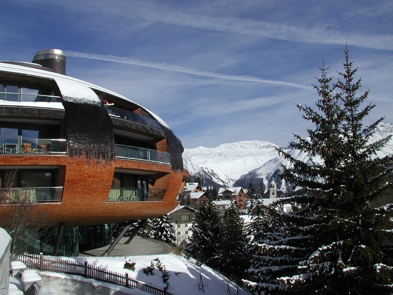 瑞士圣莫里茨滑雪场景色