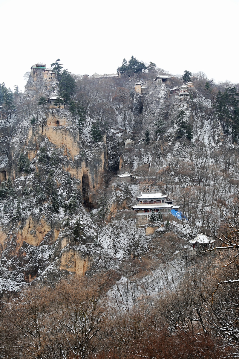 01——2020年11月21日拍摄的甘肃省平凉市崆峒山雪景。