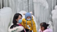 甘肃省积石山保安族东乡族撒拉族自治县大墩峡景区出现冰瀑景观