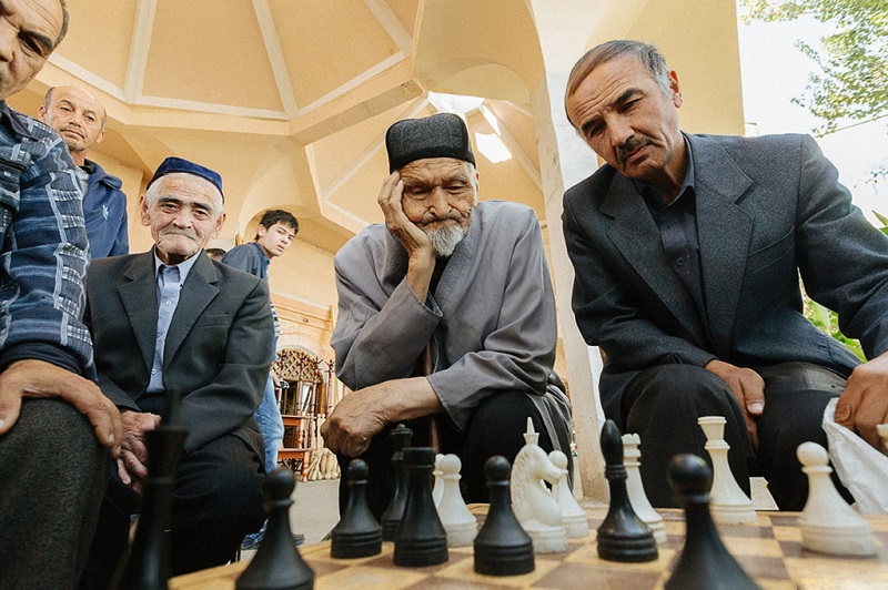下棋的老人