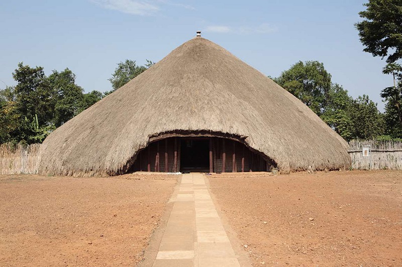 乌干达卡苏比国王墓