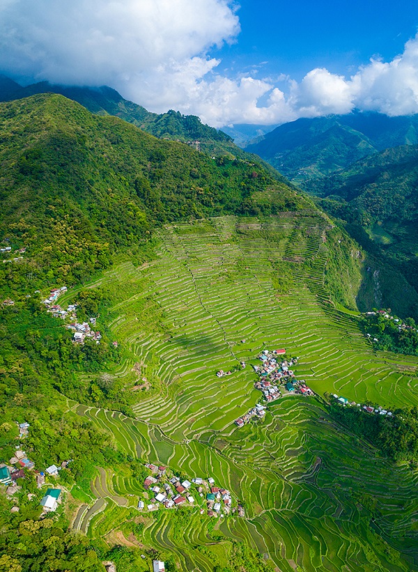 世界三大梯田之一的菲律宾巴纳韦梯田
