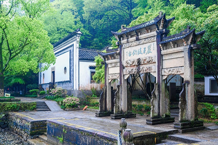 严子陵钓台景色