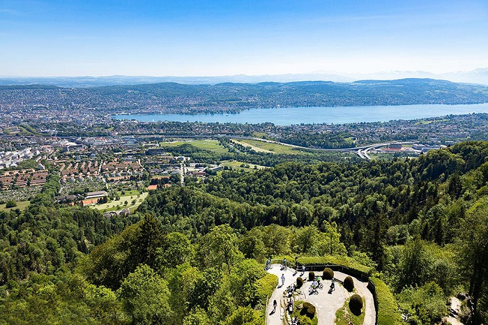 瑞士苏黎世湖远眺