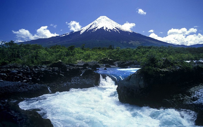 智利比亚里卡火山