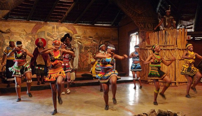东非部落民族舞蹈