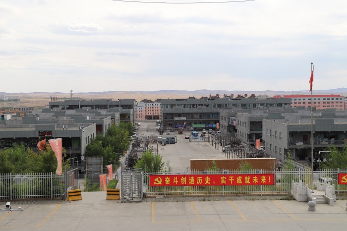 新疆阿勒泰地区富蕴县新天地创业孵化基地外景。