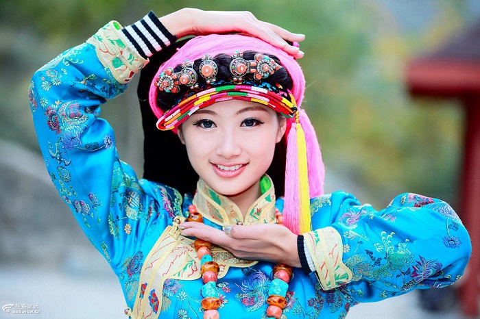 羌族姑娘
