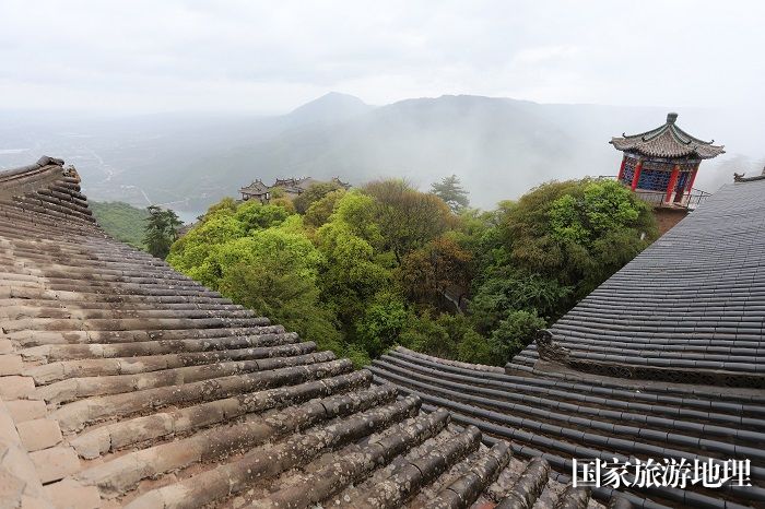 12——5月10日拍摄的甘肃省平凉市崆峒山。