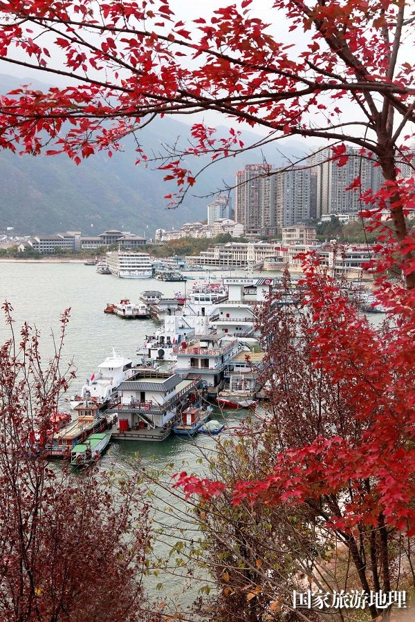 图8：三峡黄金水道重庆港航救援基地为水路运输保驾护航。2023年12月14日，摄于重庆巫山港区。唐金生