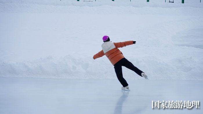 冰上运动受青睐。 (3)