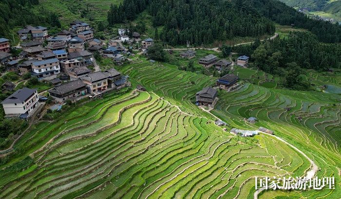 2024年7月7日，在贵州省黔东南苗族侗族自治州从江县刚边乡宰别村拍摄的梯田风光。 (15)